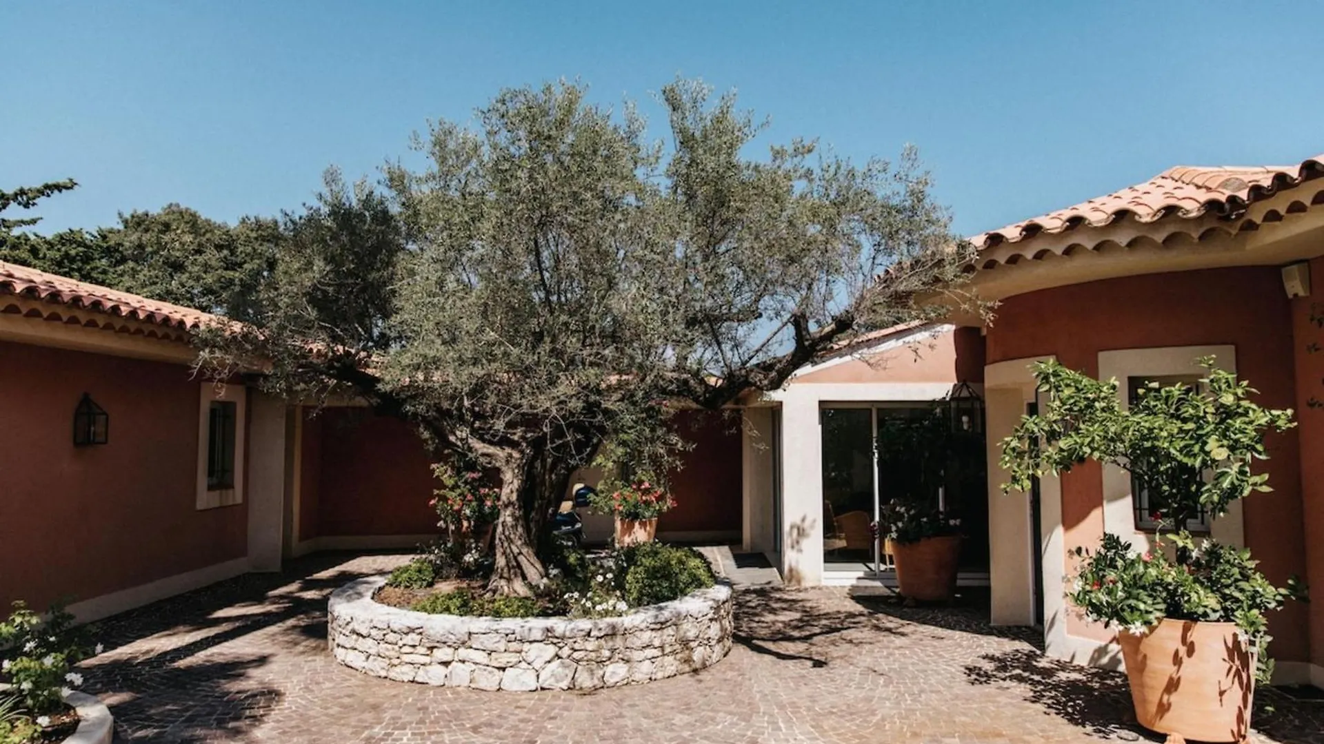 Villa Camille Frejus 0*,  France